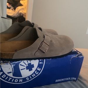 SELLING BIRKENSTOCK BOSTON CLOG